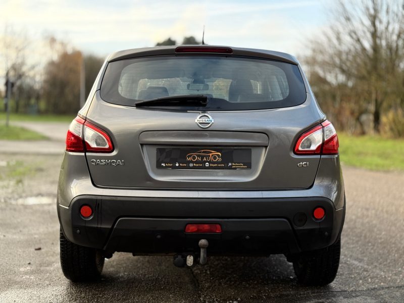 NISSAN QASHQAI 1.5 dCi 110ch Tekna – Attelage – Radar AR – Clim Auto – Révisé & Garantie 6 mois.