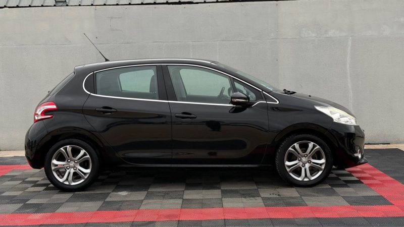 PEUGEOT 208 1.2 VTI 82 CV  ALLURE 5P 2014