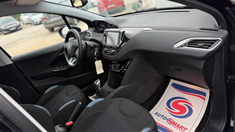 PEUGEOT 208 1.2 VTI 82 CV  ALLURE 5P 2014