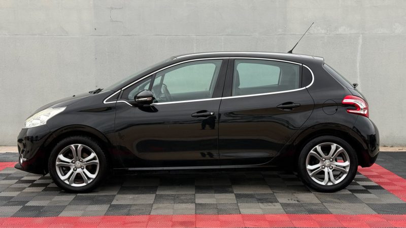 PEUGEOT 208 1.2 VTI 82 CV  ALLURE 5P 2014
