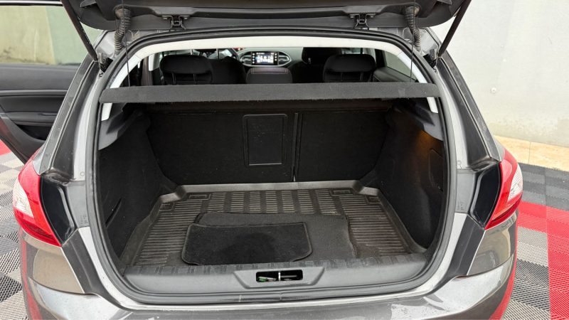 PEUGEOT 308 II 1.2 E THP 130CH ALLURE S&S 5P 2017