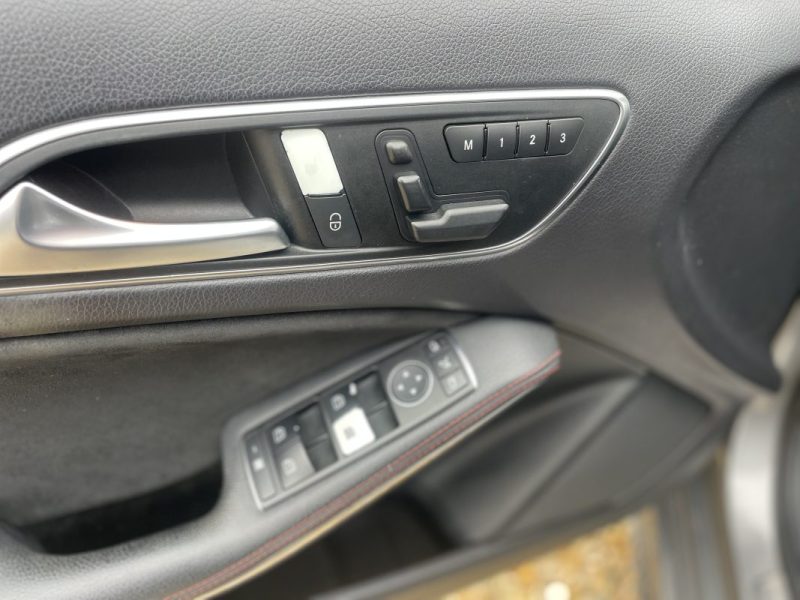 MERCEDES CLASSE A 220 CDI 170 CV BVA FASCINATION / AMGLINE (W176) 2014 ENTRETIEN COMPLET MERCEDES 