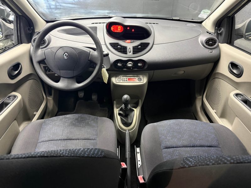 RENAULT TWINGO II 1.2 60 2008