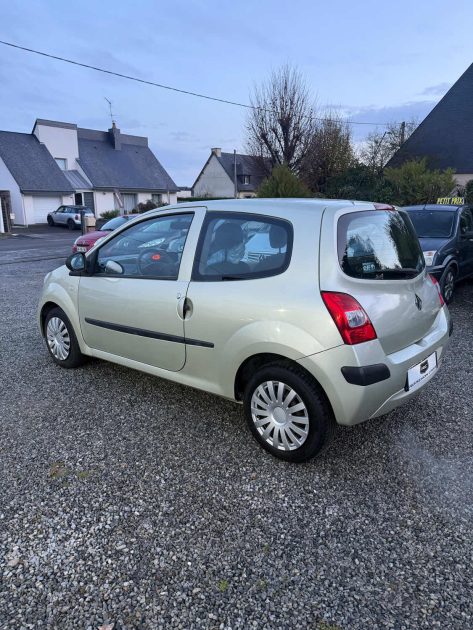 RENAULT TWINGO II 1.2 60 2008