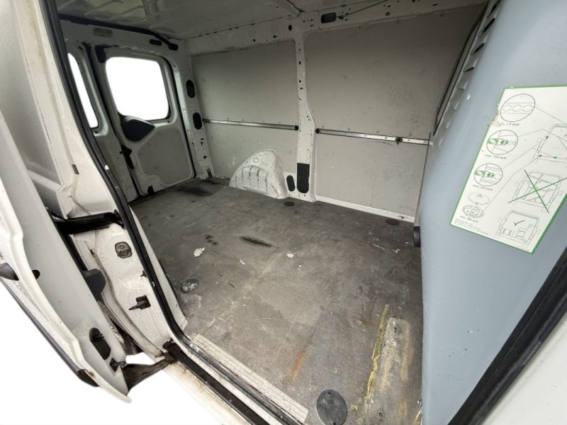 PEUGEOT EXPERT L2H1 2.0 HDI 128ch  