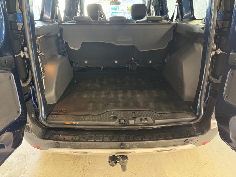 DACIA DOKKER 1.5 BLUE DCI 95CH STEPWAY TECHROAD  2019 (60 000KMS)
