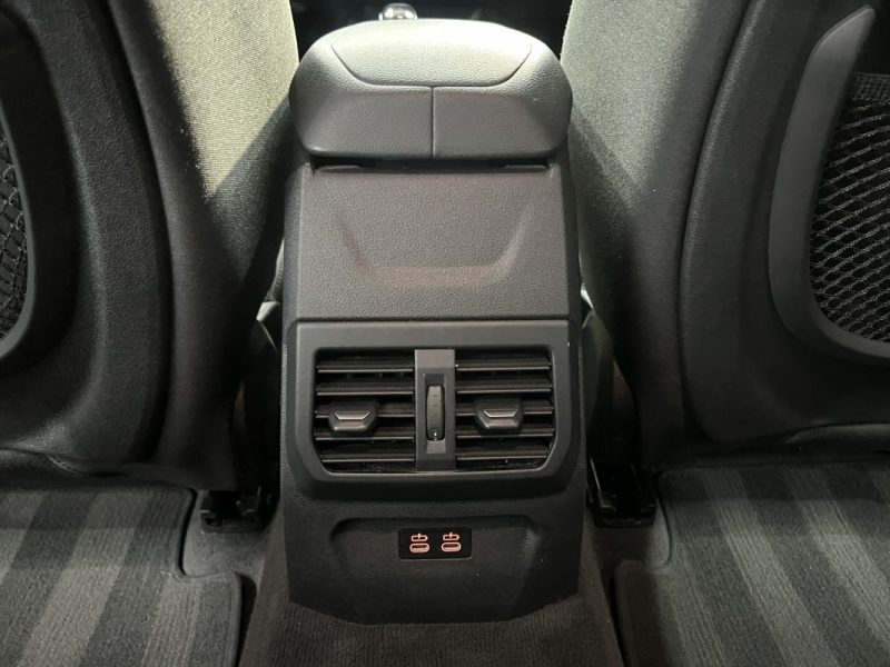 BMW Serie 1 116d 116ch DKG7 | 87 300 KM | GPS | Caméra de recul | Boite automatique