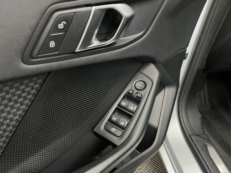 BMW Serie 1 116d 116ch DKG7 | 87 300 KM | GPS | Caméra de recul | Boite automatique