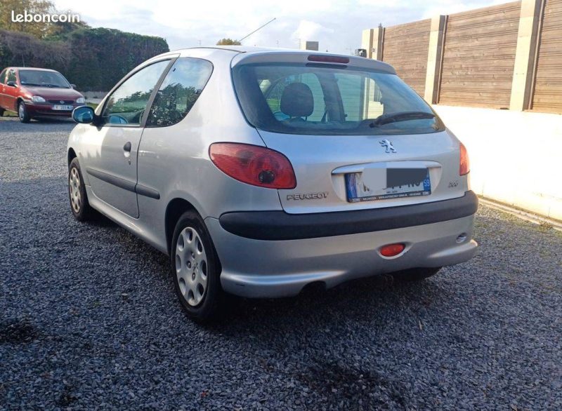 Peugeot 206 1,4 Essence 75ch GARANTIE 3mois