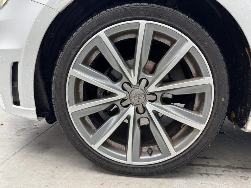 AUDI A1 SPORTBACK 1.6l  TDI - ATTRACTION S LINE - BVA -  169.72€/MOIS - GARANTIE 12 MOIS