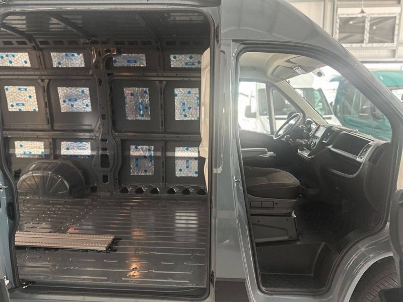 PEUGEOT BOXER 335 L2H2 R1808