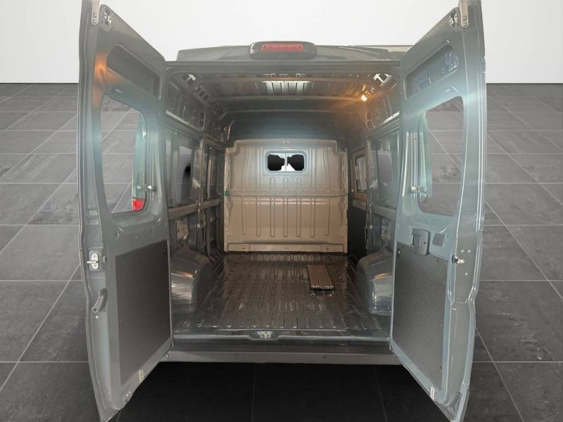 PEUGEOT BOXER 335 L2H2 R1808