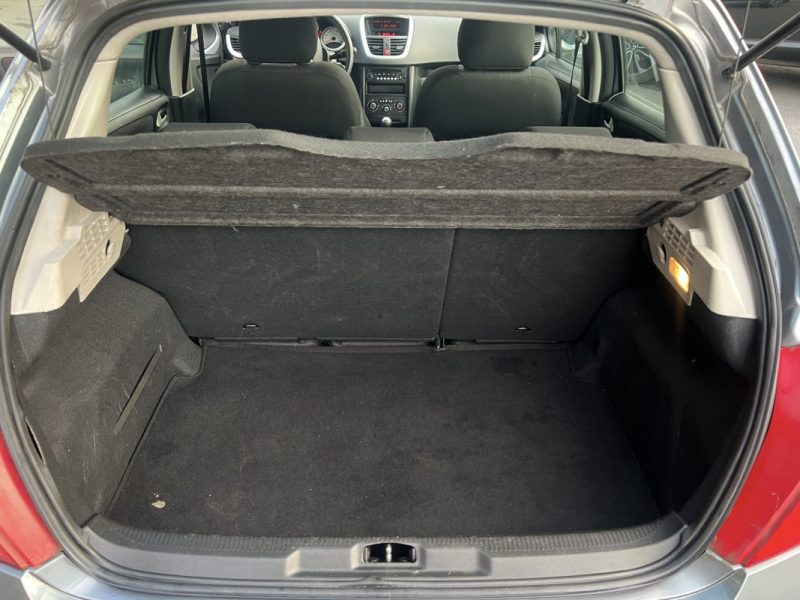 PEUGEOT 207 PHASE 2 1.4 HDI 90 Cv 41 100 Kms - VENTE EN L ETAT / FRAIS A PREVOIR LIRE L ANNONCE