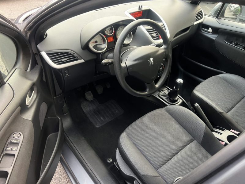 PEUGEOT 207 PHASE 2 1.4 HDI 90 Cv 41 100 Kms - VENTE EN L ETAT / FRAIS A PREVOIR LIRE L ANNONCE