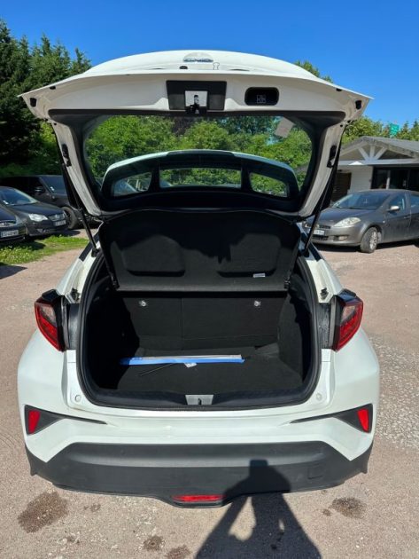 TOYOTA C-HR 122H DYNAMIC / BVA / 96KM / Gps / Clim / Aucun frais à prèvoir