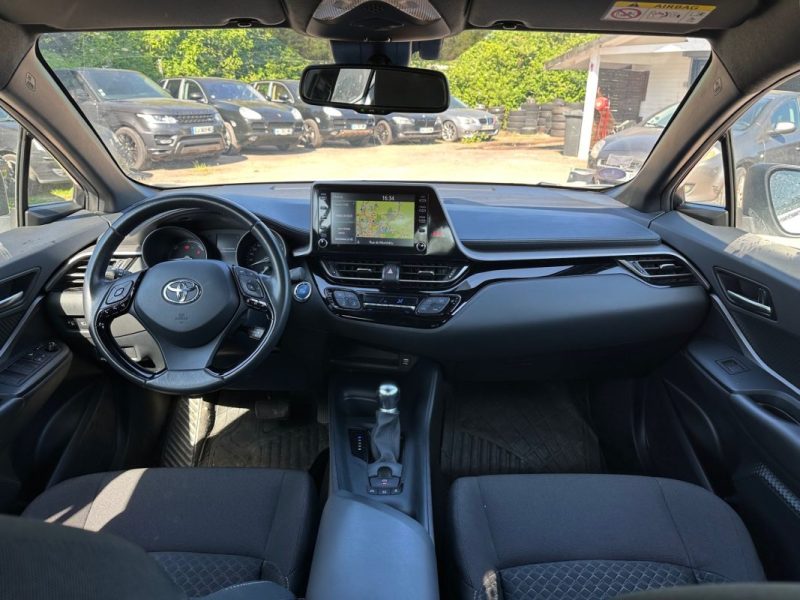 TOYOTA C-HR 122H DYNAMIC / BVA / 96KM / Gps / Clim / Aucun frais à prèvoir