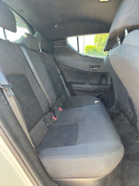 TOYOTA C-HR 122H DYNAMIC / BVA / 96KM / Gps / Clim / Aucun frais à prèvoir