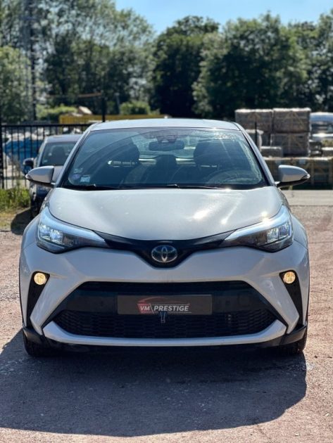 TOYOTA C-HR 122H DYNAMIC / BVA / 96KM / Gps / Clim / Aucun frais à prèvoir