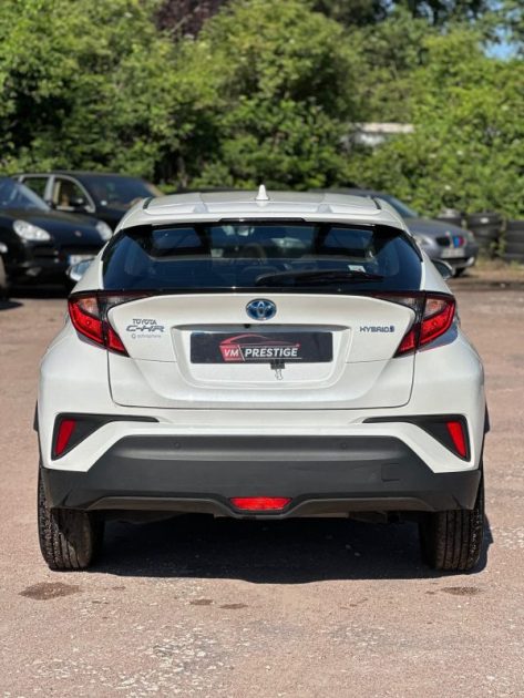 TOYOTA C-HR 122H DYNAMIC / BVA / 96KM / Gps / Clim / Aucun frais à prèvoir