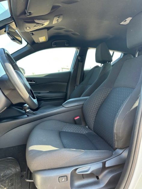 TOYOTA C-HR 122H DYNAMIC / BVA / 96KM / Gps / Clim / Aucun frais à prèvoir