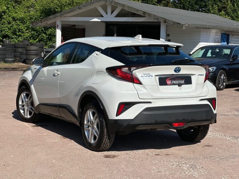 TOYOTA C-HR 122H DYNAMIC / BVA / 96KM / Gps / Clim / Aucun frais à prèvoir