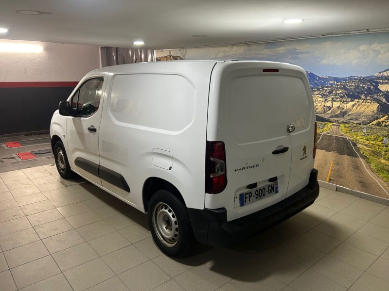 PEUGEOT PARTNER STANDARD 650KG BLUEHDI 100CH S&S BVM5 PREMIUM 8325€ HT