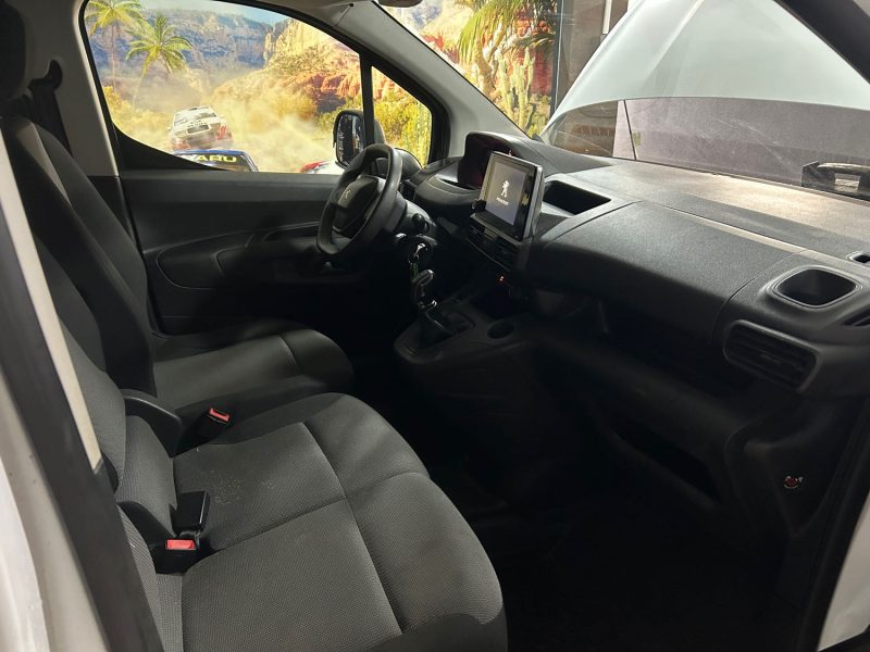 PEUGEOT PARTNER STANDARD 650KG BLUEHDI 100CH S&S BVM5 PREMIUM 8325€ HT