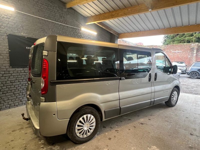 RENAULT TRAFIC PASSENGER  2.0DCI 115 AUTHENTIQUE 2009