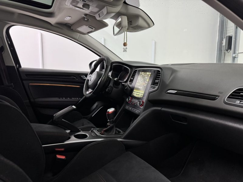 RENAULT MEGANE IV RS TROPHY 1.8L - BVM - TOIT OUVRANT - BOSE -  594.4/Mois - Garantie 12 mois