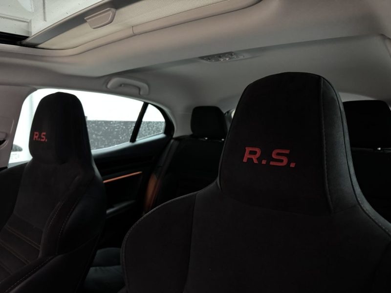RENAULT MEGANE IV RS TROPHY 1.8L - BVM - TOIT OUVRANT - BOSE -  594.4/Mois - Garantie 12 mois