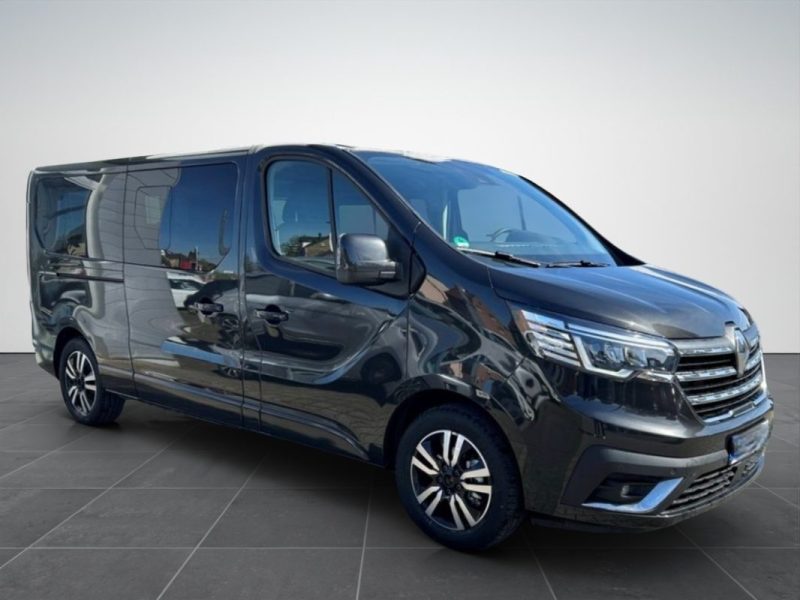 RENAULT TRAFIC GRAND SPACECLASS DCI170 R1814