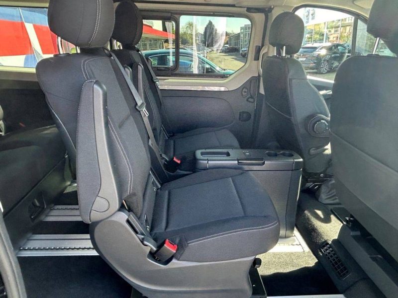 RENAULT TRAFIC GRAND SPACECLASS DCI170 R1814