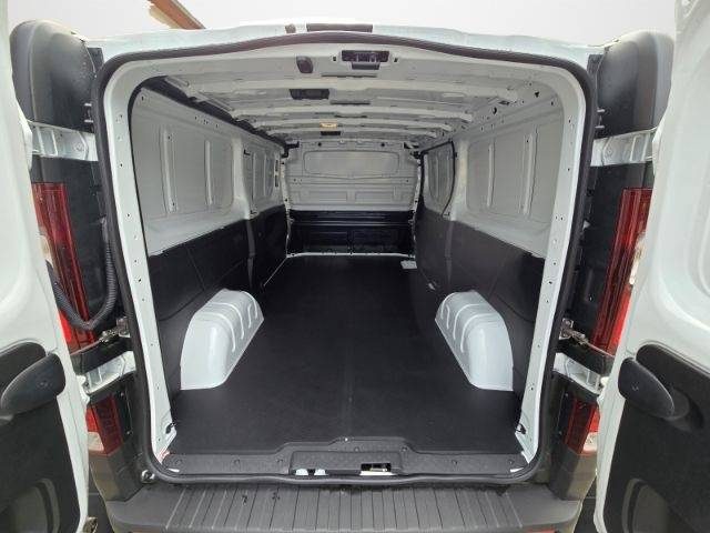 RENAULT TRAFIC L2H1 DCI110 R1815