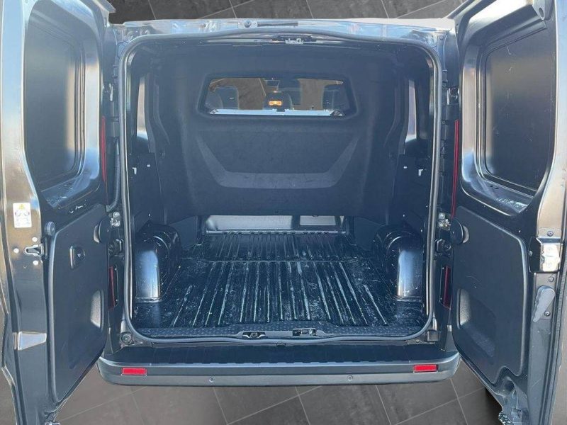 RENAULT TRAFIC L1H1 2.0 BLUEDCI 150CH R1816