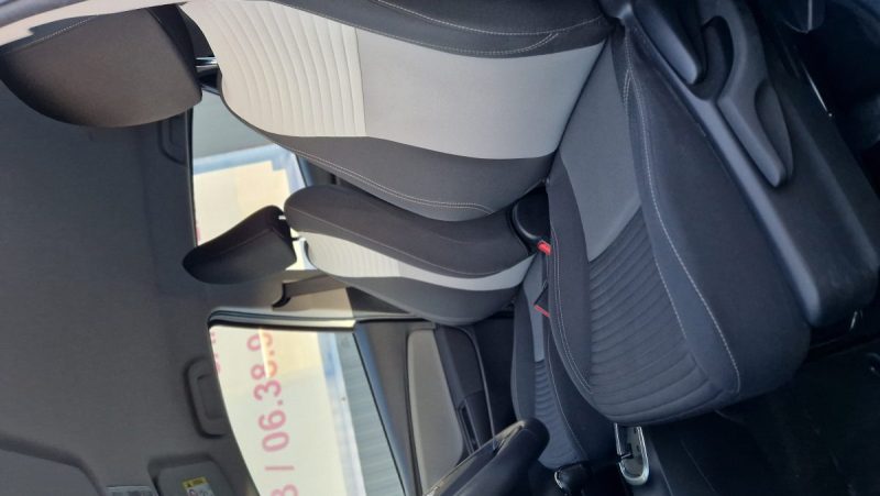TOYOTA YARIS 116H FRANCE BUSINESS 2020