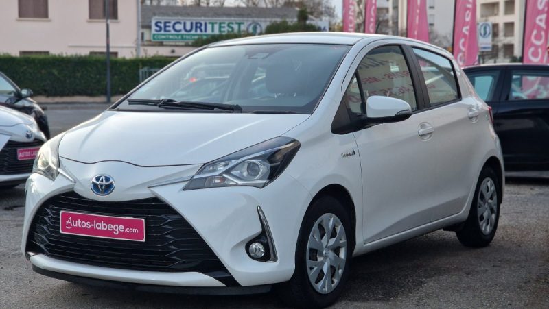 TOYOTA YARIS 116H FRANCE BUSINESS 2020