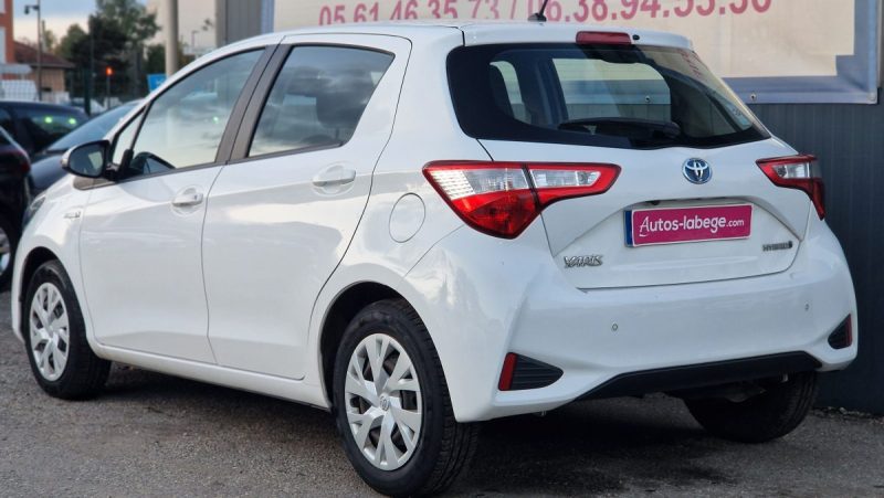TOYOTA YARIS 116H FRANCE BUSINESS 2020