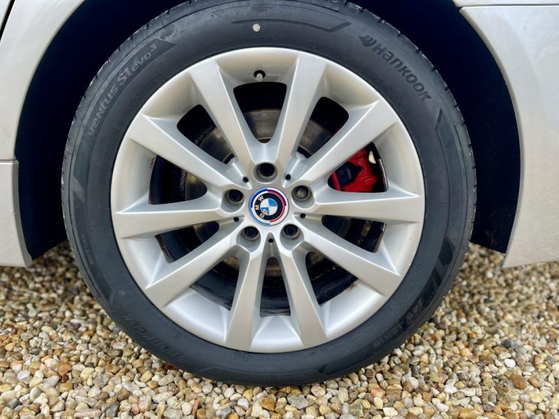 BMW SERIE 5 TOURING 525D XDRIVE 211 ch BVA PACK M 2011 (F11)