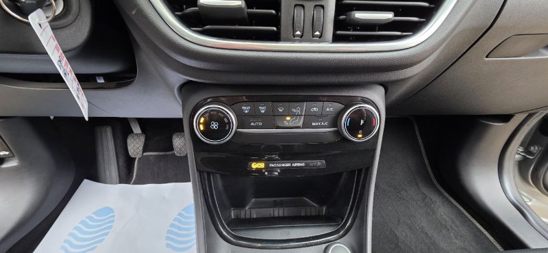 FORD PUMA 1.0 FLEXIFUEL 125CH MHEV  TITANIUM / TOIT OUVRANT / ATTELAGE / 1er Main