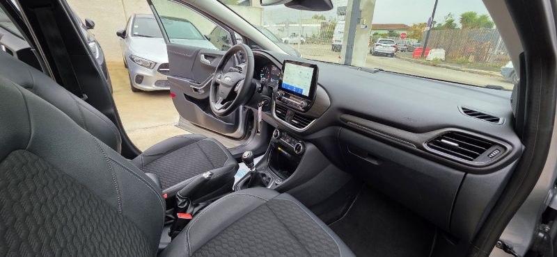 FORD PUMA 1.0 FLEXIFUEL 125CH MHEV  TITANIUM / TOIT OUVRANT / ATTELAGE / 1er Main