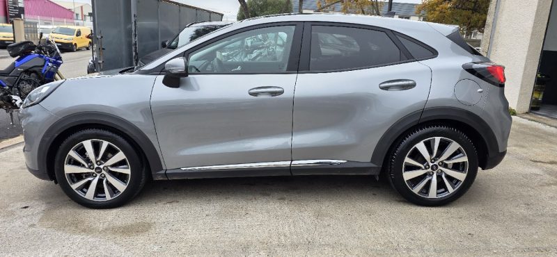 FORD PUMA 1.0 FLEXIFUEL 125CH MHEV  TITANIUM / TOIT OUVRANT / ATTELAGE / 1er Main
