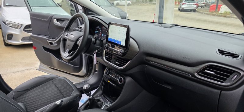 FORD PUMA 1.0 FLEXIFUEL 125CH MHEV  TITANIUM / TOIT OUVRANT / ATTELAGE / 1er Main