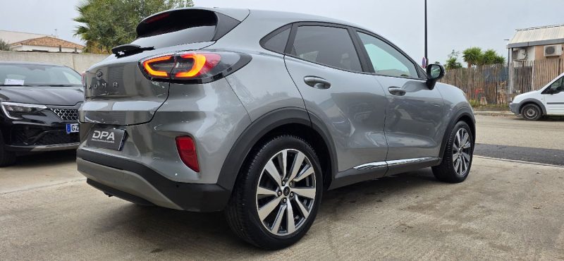 FORD PUMA 1.0 FLEXIFUEL 125CH MHEV  TITANIUM / TOIT OUVRANT / ATTELAGE / 1er Main