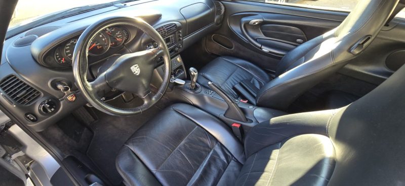 PORSCHE 911 3.4I - 300ch FLAT 6 CARRERA 4