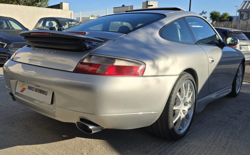 PORSCHE 911 3.4I - 300ch FLAT 6 CARRERA 4
