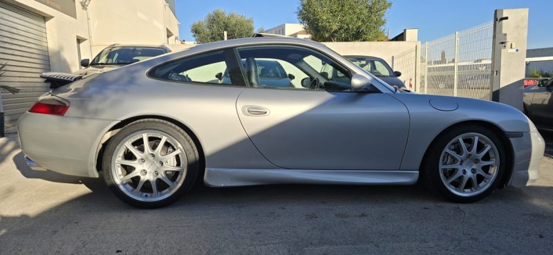 PORSCHE 911 3.4I - 300ch FLAT 6 CARRERA 4