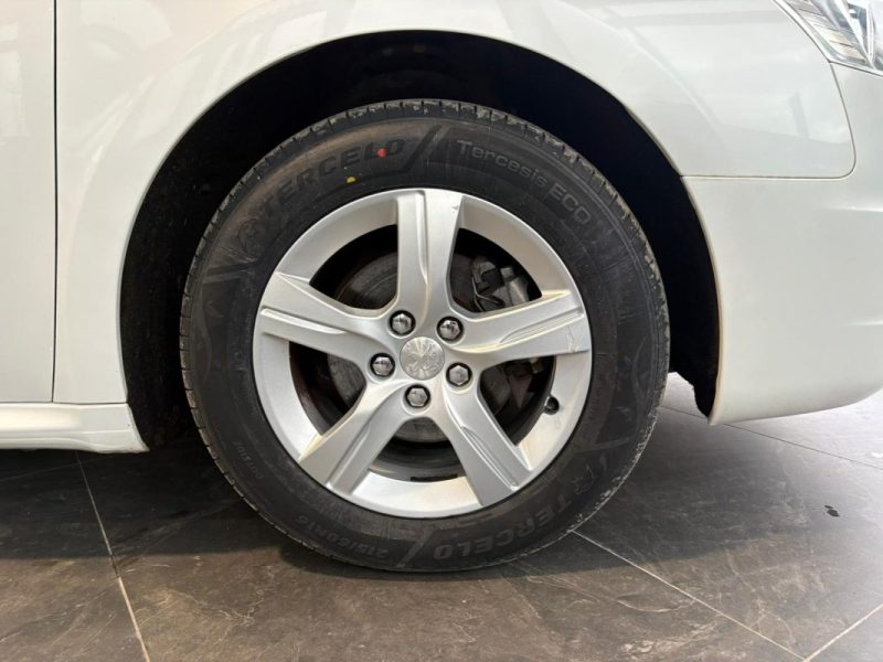 PEUGEOT 508 1.6 E-HDI115 - 📱 Bluetooth - ❄️ Climatisation - ✅Reprise possible - ✅Garantie