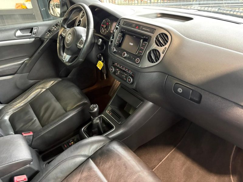 Tiguan 2.0 TDI 140ch 🚙 R-Line 4 Motion ✨ Toit pano ouvrant 🌅 Reprise 🔄 Garantie 🛡️