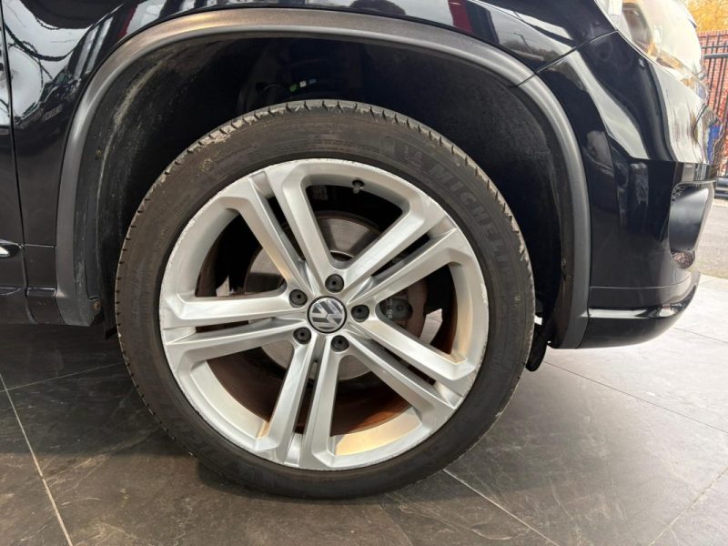 Tiguan 2.0 TDI 140ch 🚙 R-Line 4 Motion ✨ Toit pano ouvrant 🌅 Reprise 🔄 Garantie 🛡️