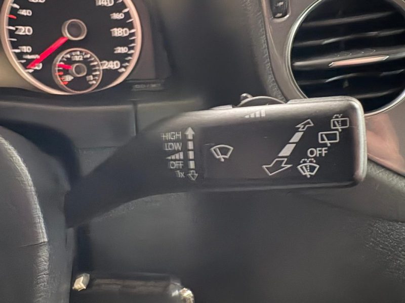 Tiguan 2.0 TDI 140ch 🚙 R-Line 4 Motion ✨ Toit pano ouvrant 🌅 Reprise 🔄 Garantie 🛡️